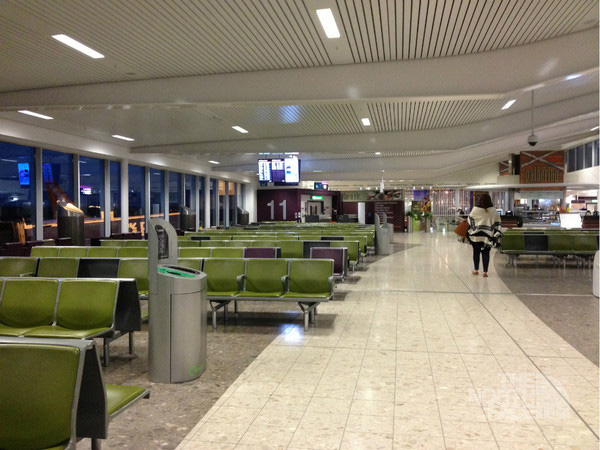 佳得利案例2廣東國際機(jī)場候機(jī)大廳